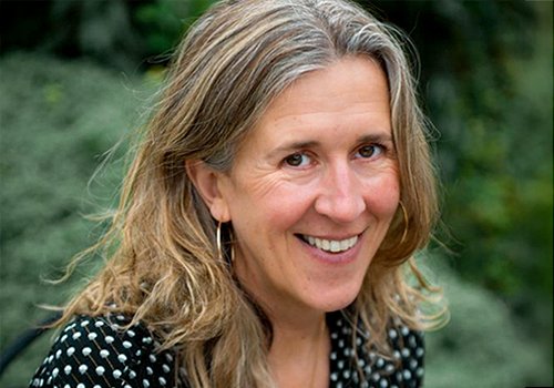 TITAN Health Awards Winner -  Clare Dimond - Leading Women to Inner Peace By Clare Dimond Real You